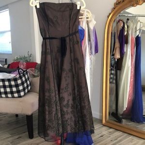 strapless cocktail or prom dress.